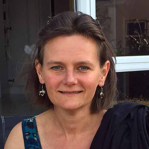 克莱尔新郎的形象。